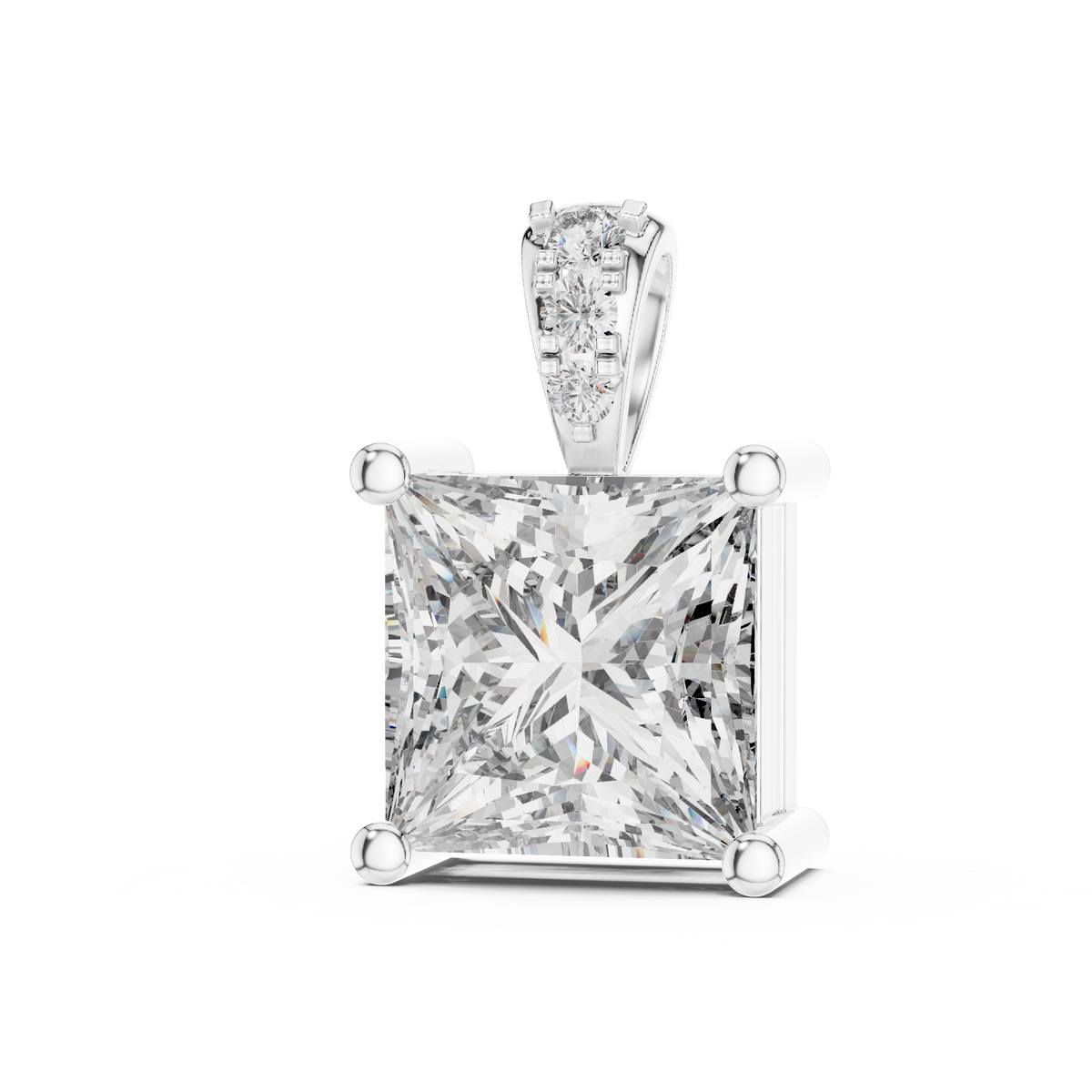 Avelia VVS Diamond Pendant &amp; Necklace