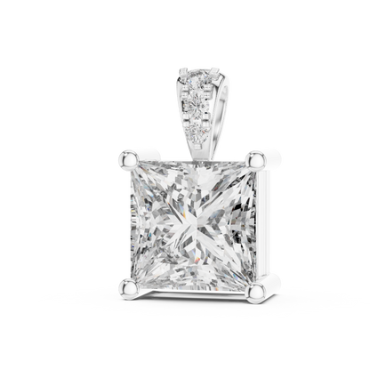 Avelia VVS Diamond Pendant &amp; Necklace