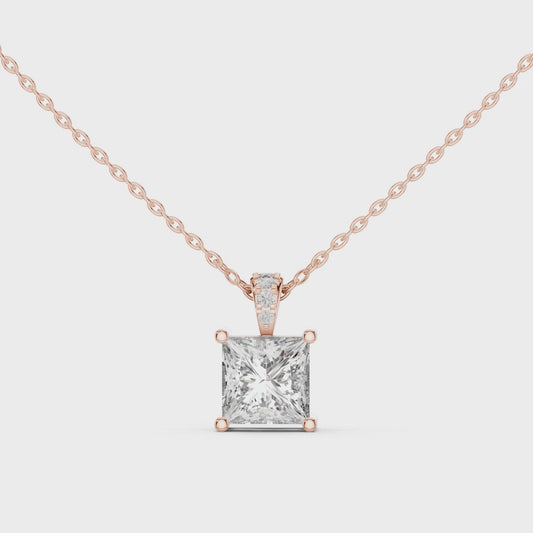 Avelia VVS Diamond Pendant &amp; Necklace